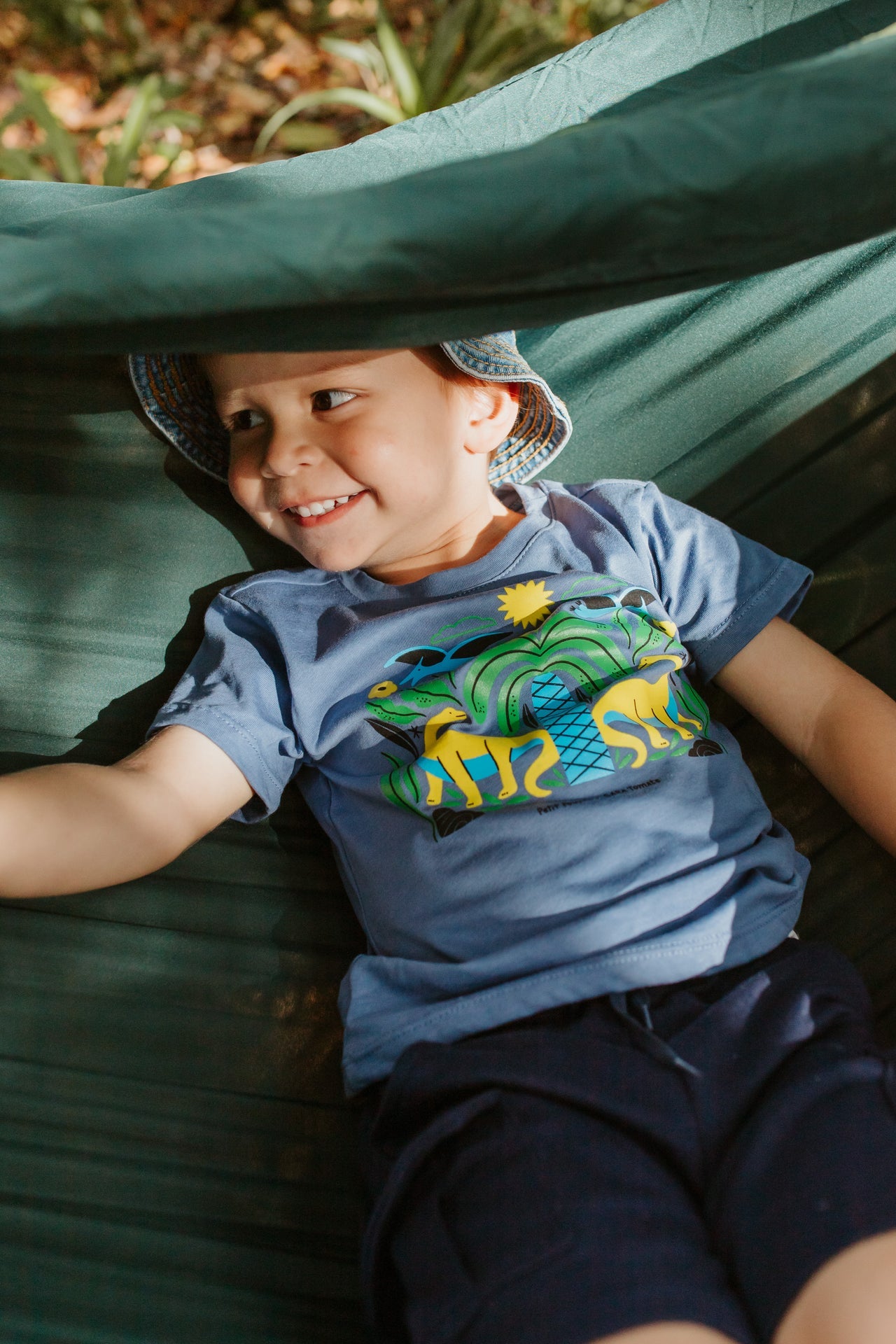 @Camiseta Cápsula Dinos SIMETRIA